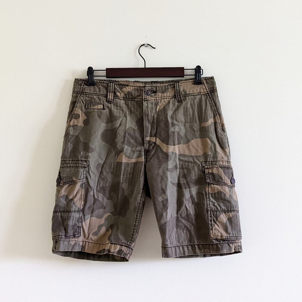 Arizona Jeans Camo Cargo Pocket Shorts Y2K Style Mens Size 32 Buttons Zipper